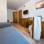 Folwarczek I Farmház Ustroń