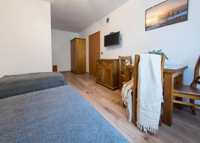 Folwarczek I בית חווה אוסטראון